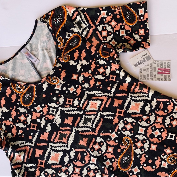 Lularoe Paisley Perfect T NEW Medium - Picture 3 of 6